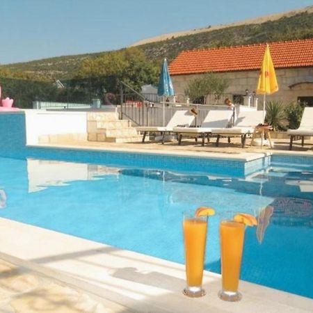 Villa Dvori Stipanovi With Heated Pool And Jacuzzi Donje Rascane Esterno foto